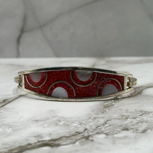 Vintage Alpaca Silver Hinged Bracelet Red Inlay Mother of Pearl Cuff 7" - Picture 7 of 12